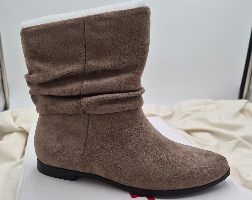 NEW UNIONBAY Sloane low flat Ankle Boot bootie taupe SIZE 7 M